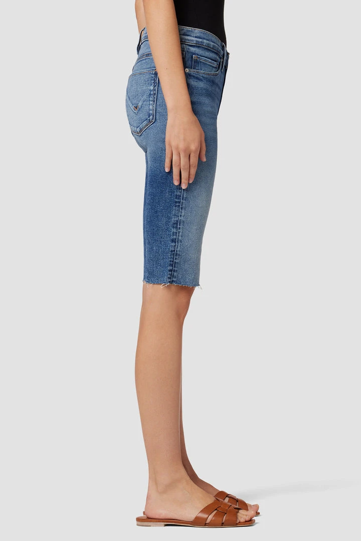 Hudson Jeans Amelia Mid-Rise Short 6 Hudson Jeans Amelia Mid-Rise Short