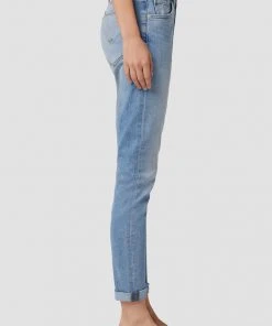 Hudson Jeans Women's Lana Mid-Rise Slim Boyfriend Crop Jean